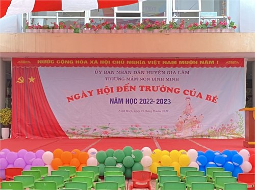 Tưng bừng ngày hội đến trường của các bé trường mầm non Bình Minh năm học 2022-2023.
